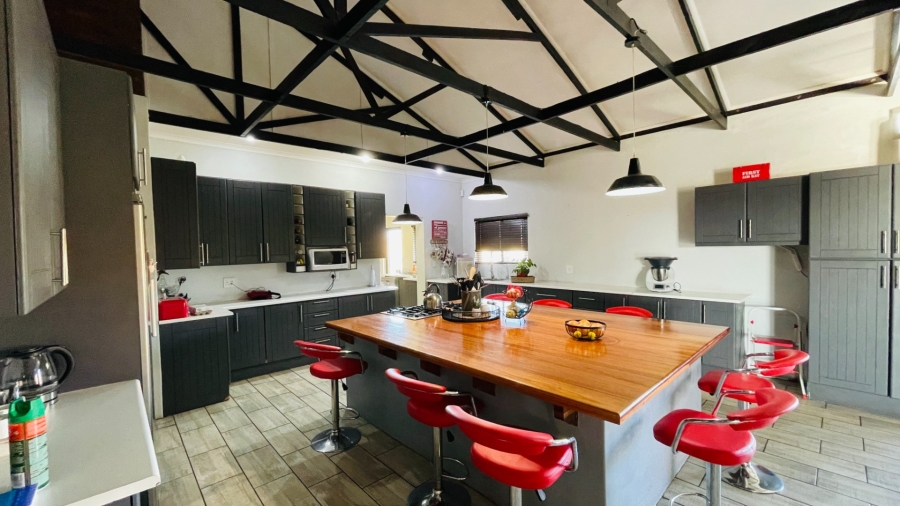 4 Bedroom Property for Sale in Grimbeeck Park North West